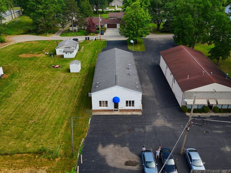 6005 Radekin Road , Columbus, OH 43232 Photo 2