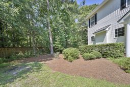 2492 Draymohr Court photo 4