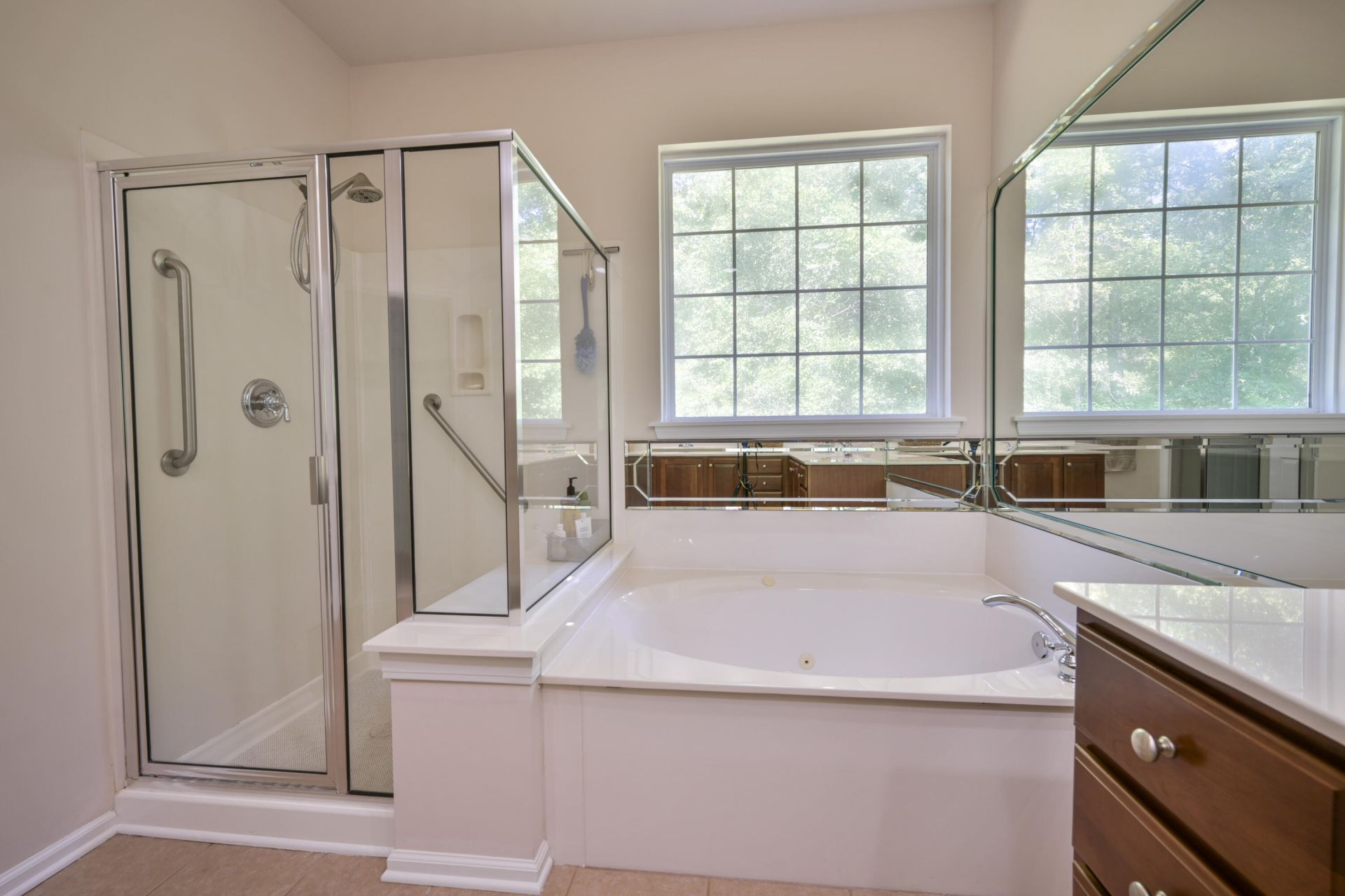 2492 Draymohr Court Photo 27