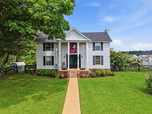 5360 Old Sparta Rd , Cookeville, TN 38506