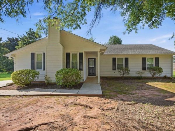 248 Helen Drive NW, Monroe, GA 30656