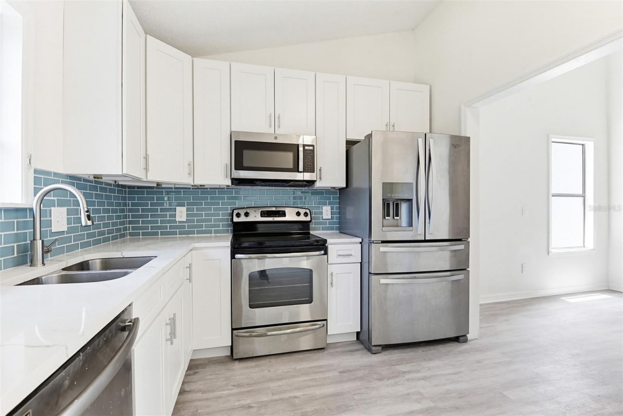 756 Pine Shores Circle, New Smyrna Beach, FL 32168 Photo