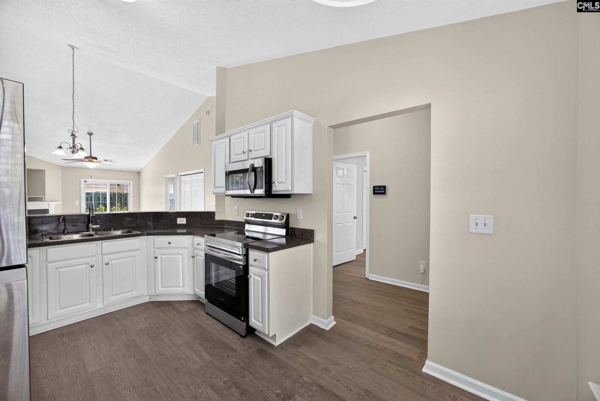 46 Monmouth Court Photo 23
