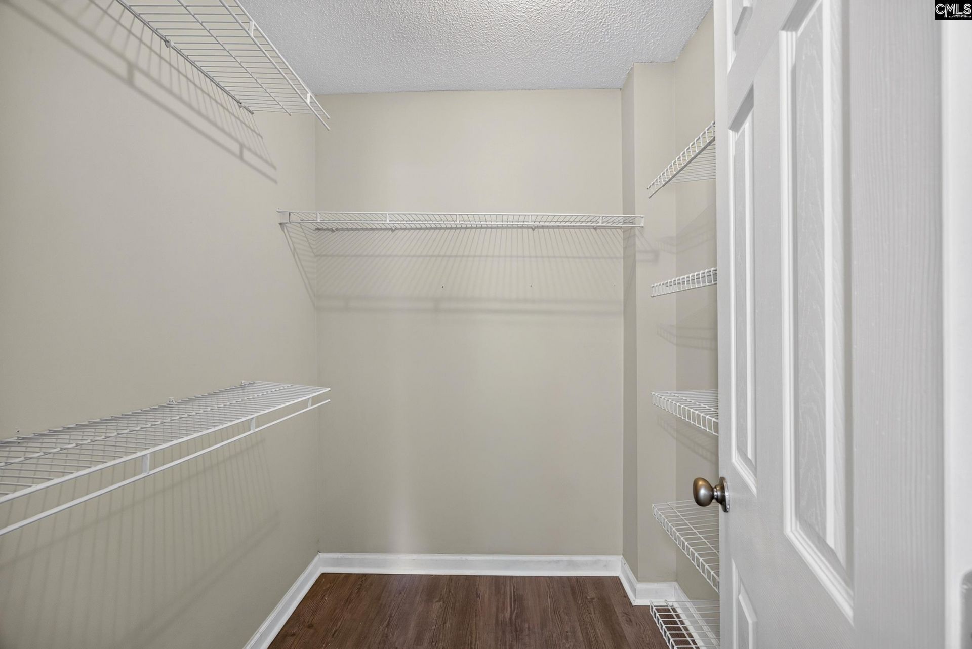 46 Monmouth Court Photo 31