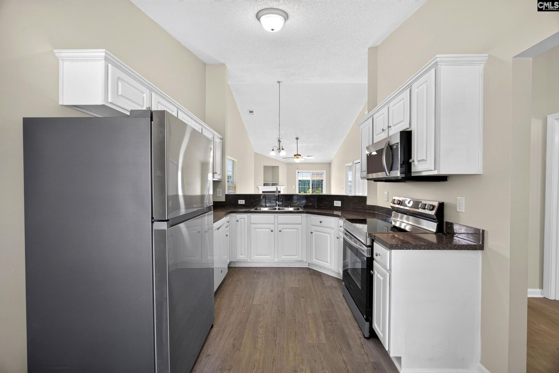46 Monmouth Court Photo 6