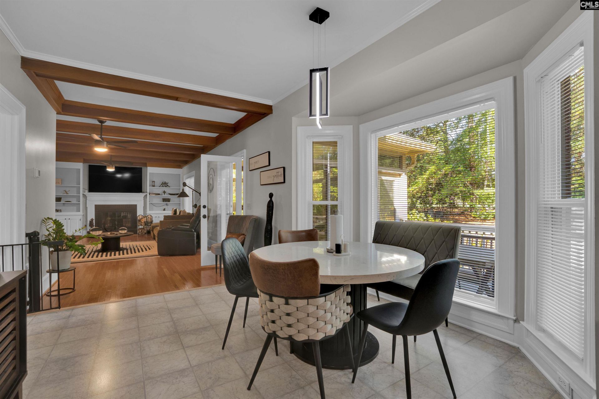 208 Mallet Hill Road  Photo 6