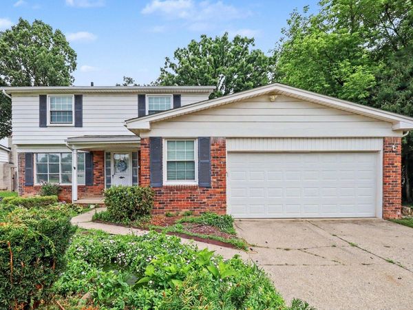 16360 E Rutherland Street E, Southfield, MI 48076