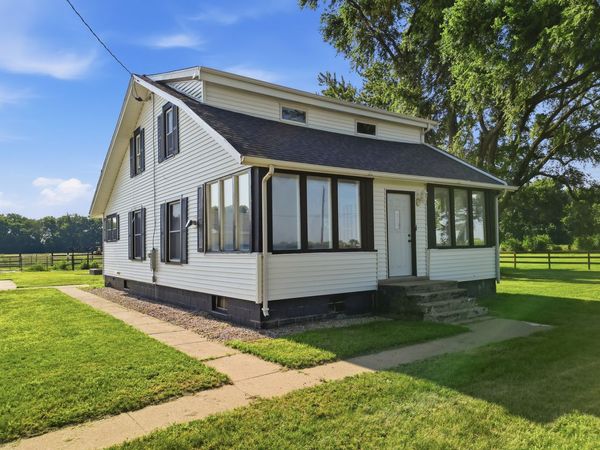 7630 Ridge Road , Rock Falls, IL 61071