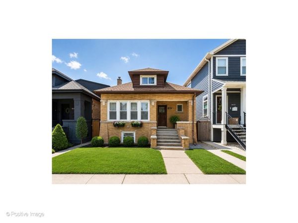 3640 N Artesian Avenue , Chicago, IL 60618