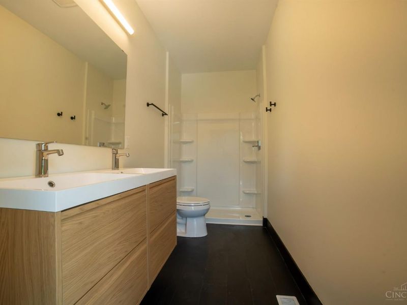 3545 Eden, Cincinnati, OH 45229 Photo 23