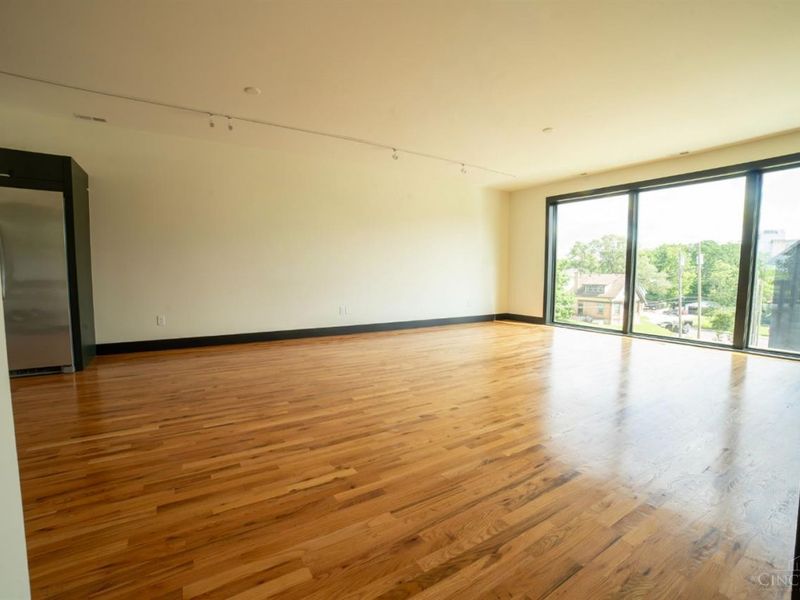 3545 Eden, Cincinnati, OH 45229 Photo 42