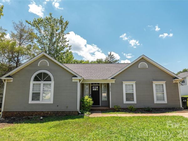 5423 Timbertop Lane , Charlotte, NC 28215