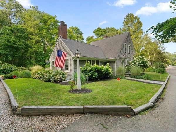 44 Stetson Pl, Duxbury, MA 02332