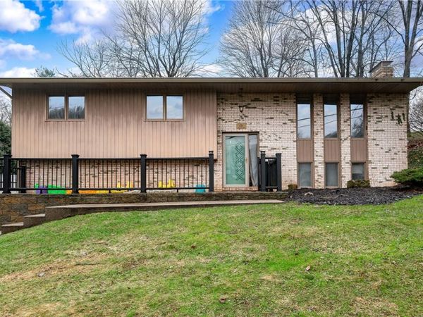 120 Lyn Dale Dr., Butler, PA 16001