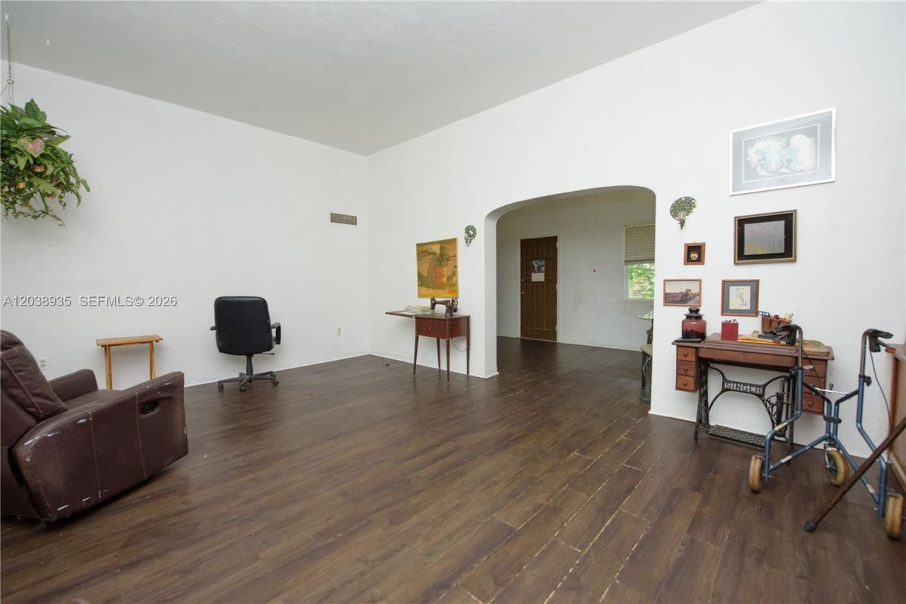 27 NW 18th St , Homestead, FL 33030 Photo