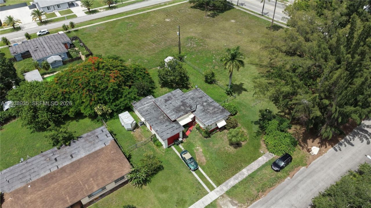27 NW 18th St , Homestead, FL 33030 Photo