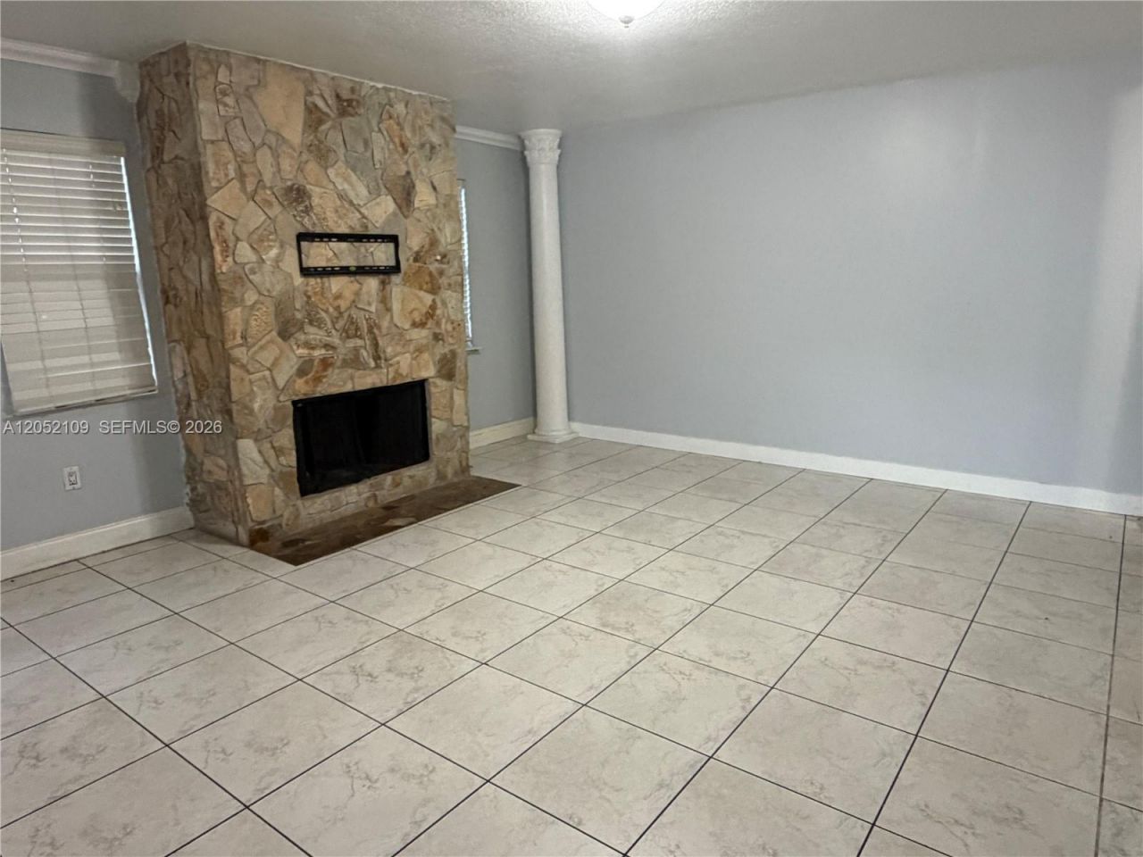 17527 NW 62nd Pl N, Hialeah, FL 33015 Photo