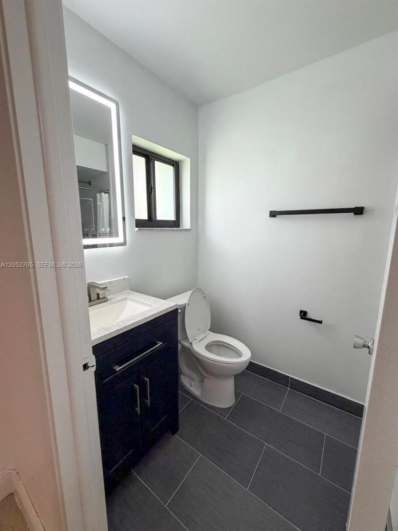 5028 SW 138th Ave Cir , Miami, FL 33175 Photo