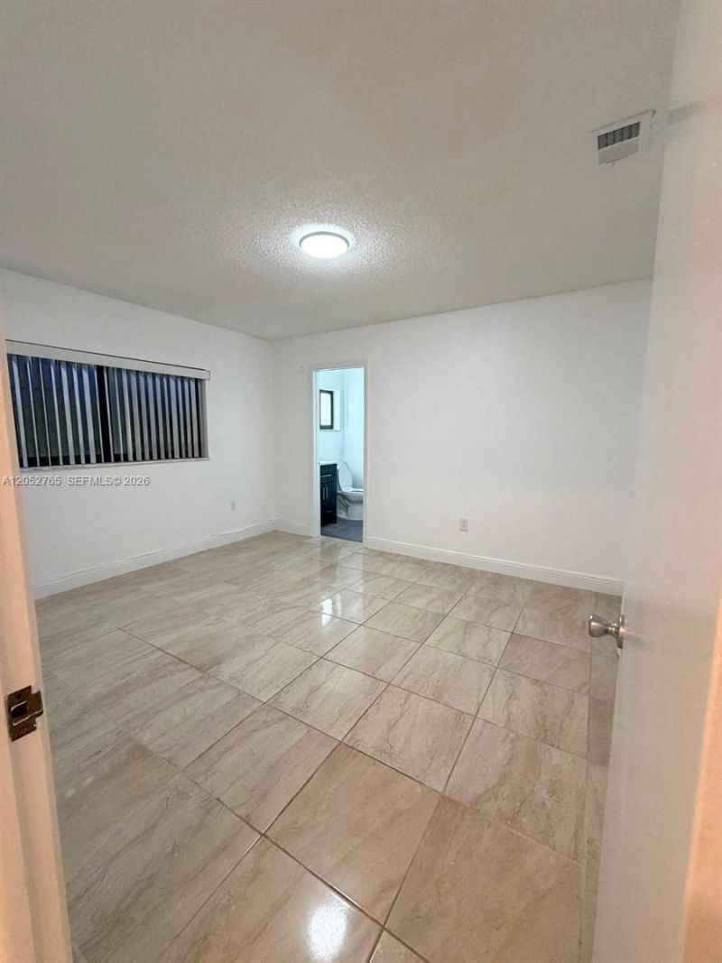 5028 SW 138th Ave Cir , Miami, FL 33175 Photo