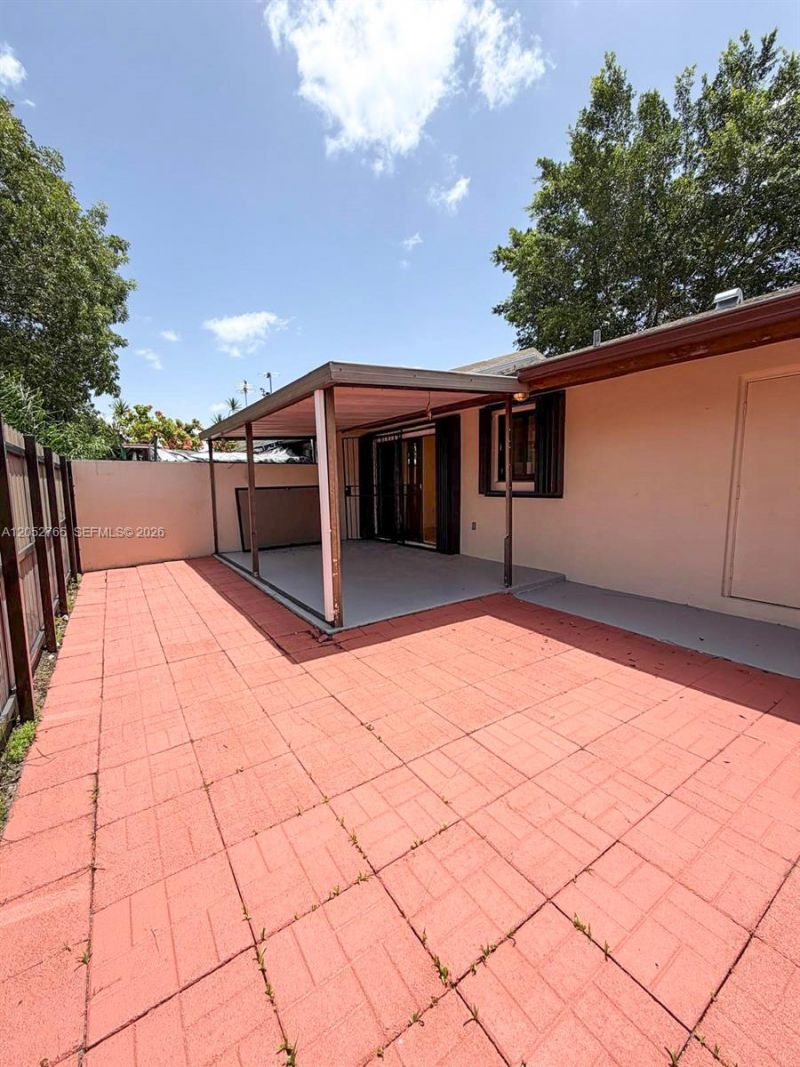 5028 SW 138th Ave Cir , Miami, FL 33175 Photo