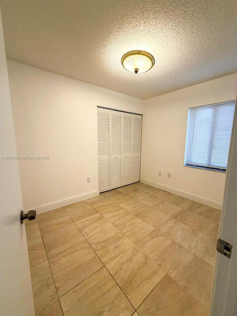 5028 SW 138th Ave Cir , Miami, FL 33175 Photo