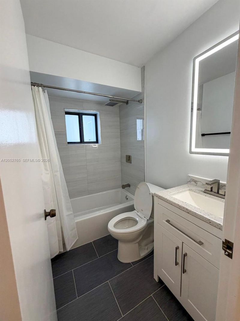 5028 SW 138th Ave Cir , Miami, FL 33175 Photo