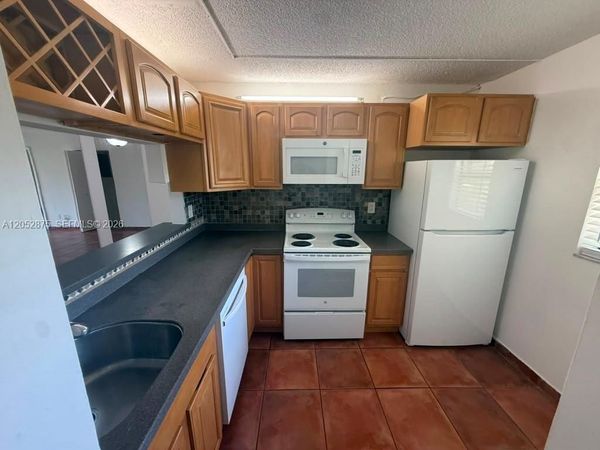3399 Foxcroft Rd , Unit 104, Miramar, FL 33025