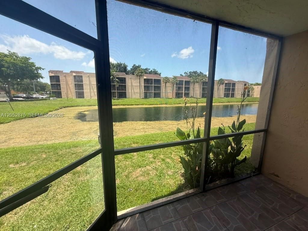 3399 Foxcroft Rd , Unit 104, Miramar, FL 33025 Photo