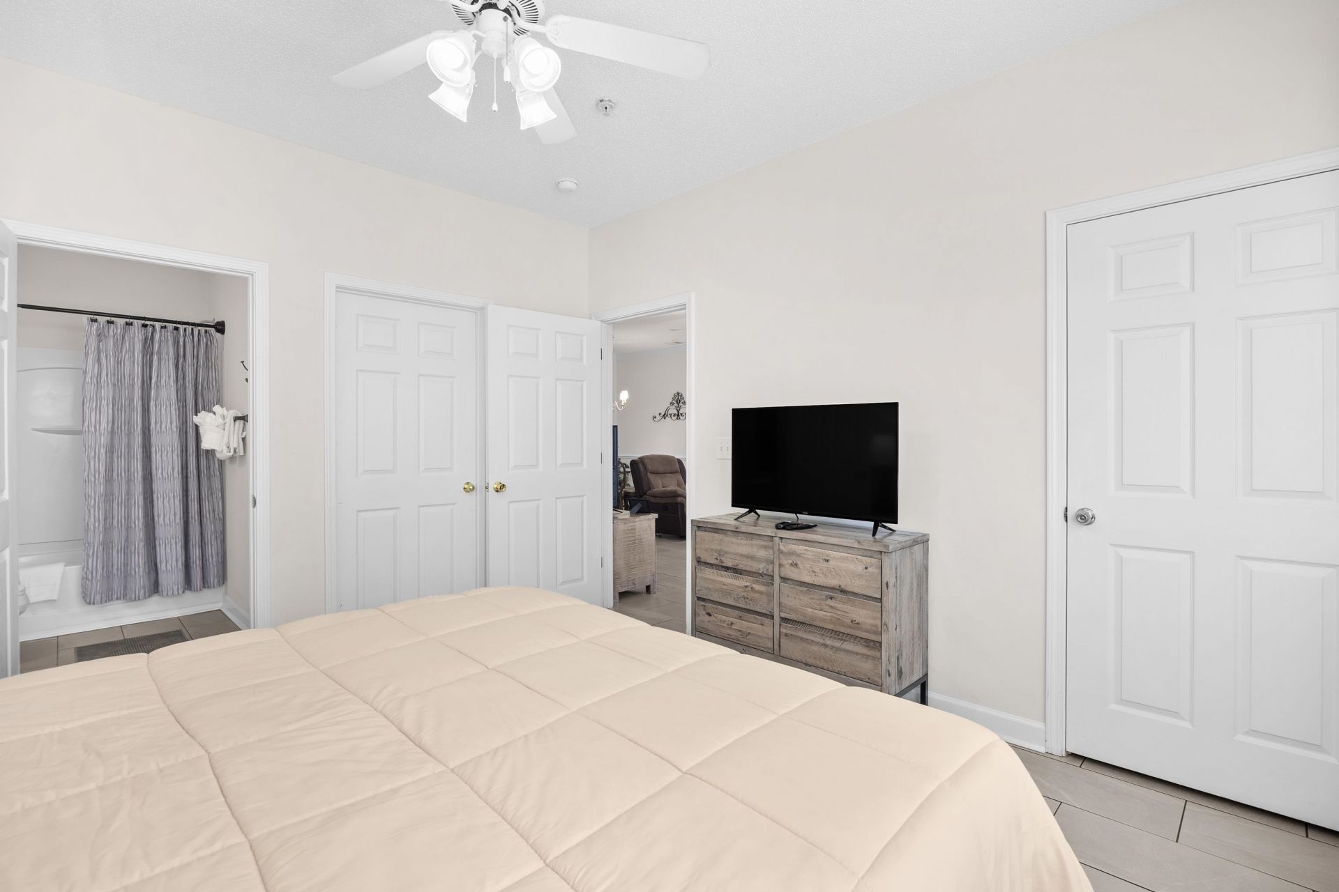 6203 Catalina Dr.  Photo 23