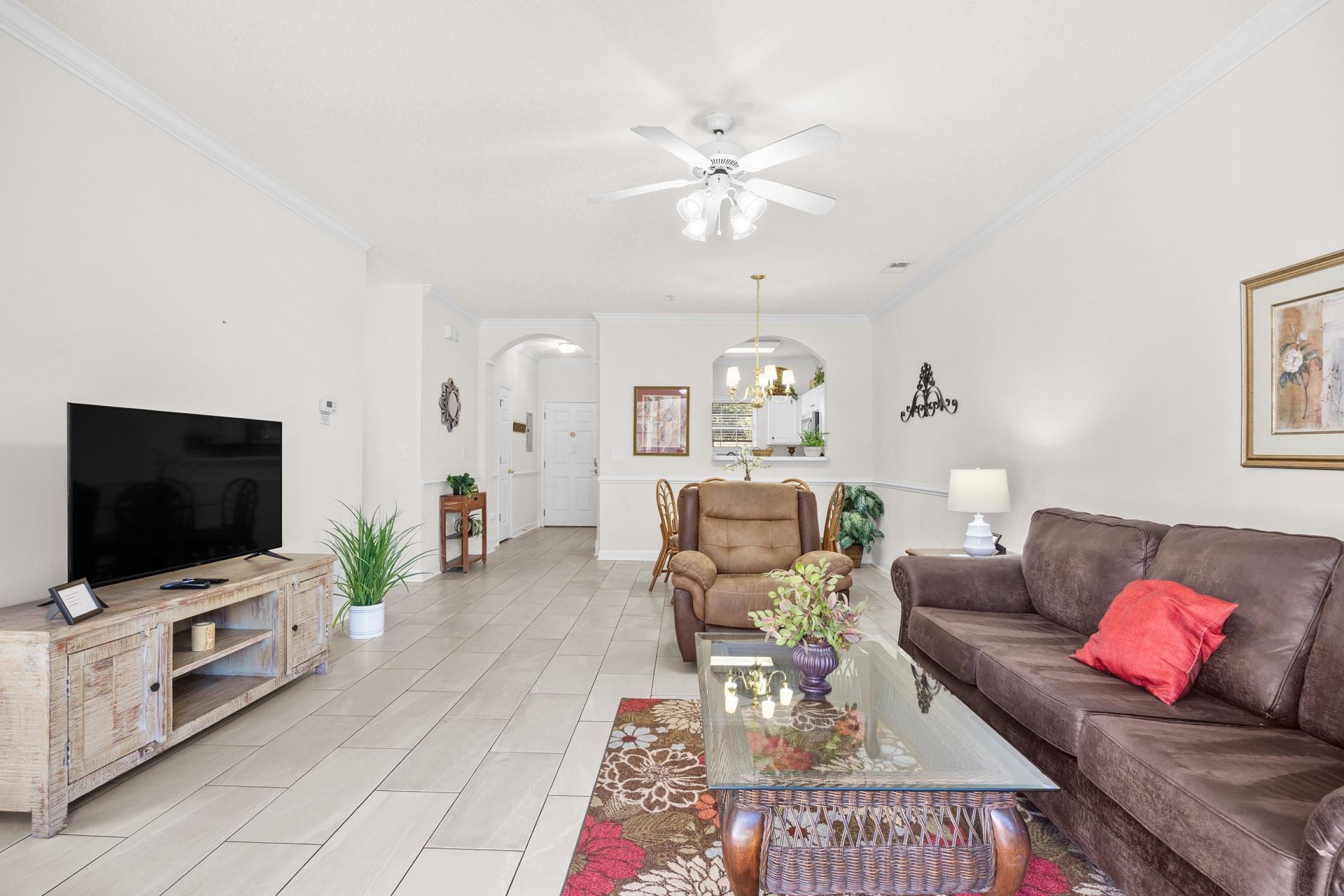 6203 Catalina Dr.  Photo 4