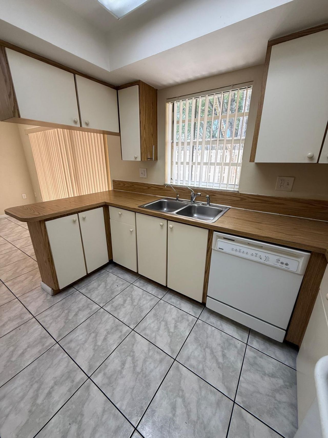 5232 SW 122nd Terrace, Unit 5232, Cooper City, FL 33330 Photo