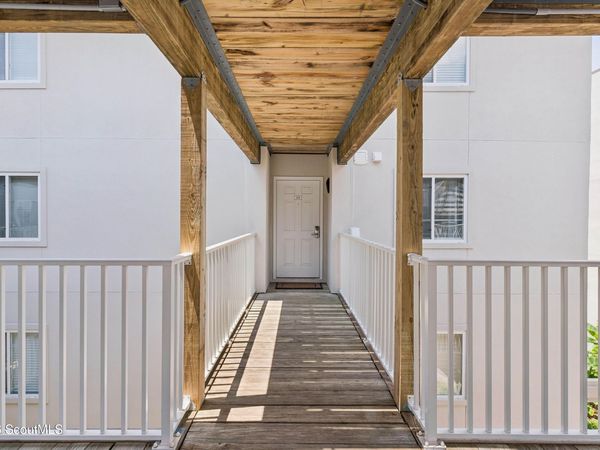 1524 Wood Avenue , St. Simons Island, GA 31522