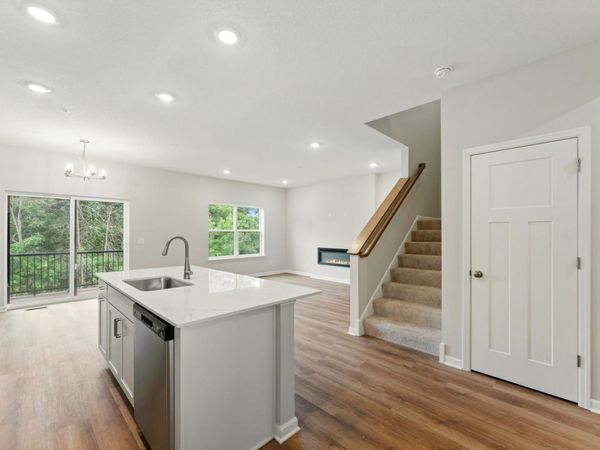 678 Tulare Terrace, Newport, MN 55055