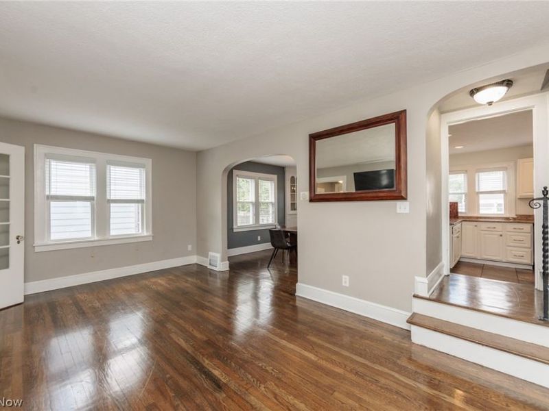 5860 Wickfield Drive, Parma Heights, OH 44130 Photo 9