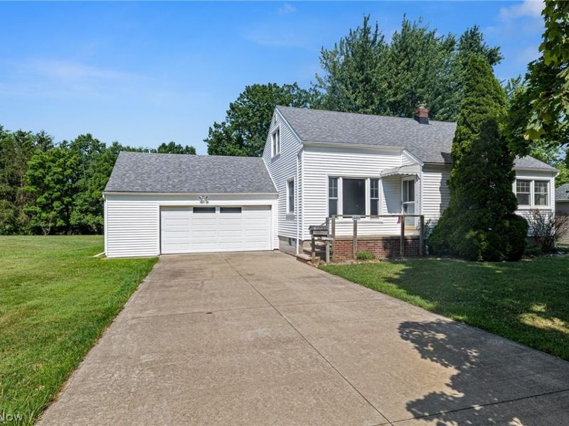 14490 Fetterman Drive, Strongsville, OH 44149 Photo 1