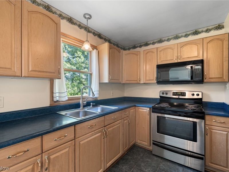 14490 Fetterman Drive, Strongsville, OH 44149 Photo 11