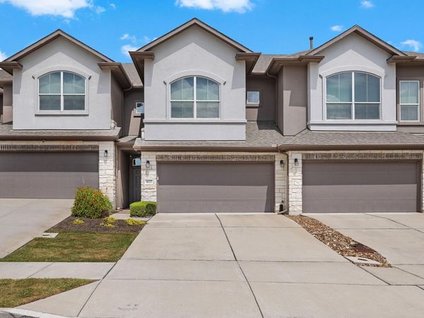 422 Epiphany LN, Pflugerville, TX 78660