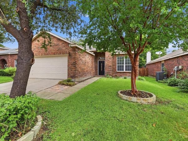6013 Goldenrod Drive, Denton, TX 76208