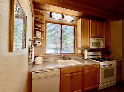 5051 Gold Bend , Unit #5051, Truckee, CA 96161 Photo