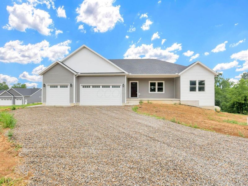 621 Trapp Lane, Hopewell, OH 43746 Photo 1