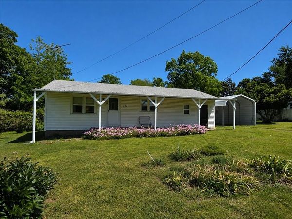 307 W Carman Road, El Dorado Springs, MO 64744