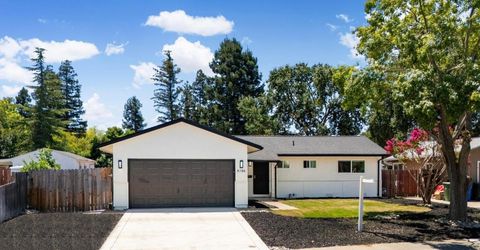 8786 Elk Way, Elk Grove, CA 95624 Photo