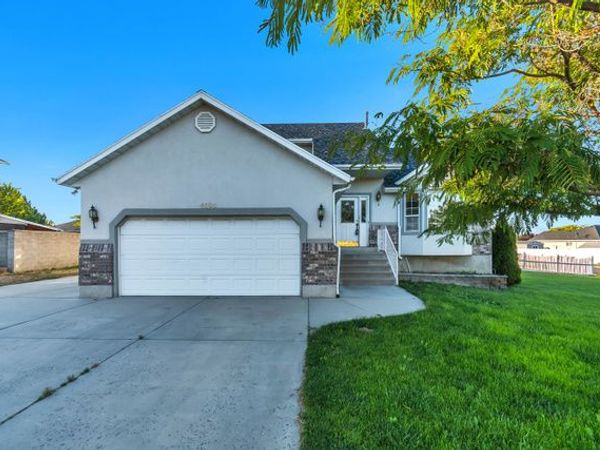 4698 W COLANDER DR , West Jordan, UT 84088