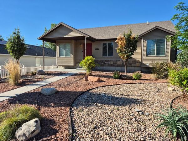 1896 E JUNIPER DR , Eagle Mountain, UT 84005