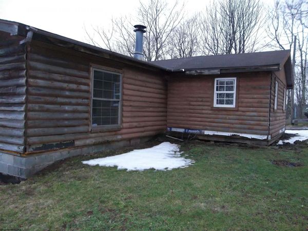 352 arlington Avenue, Terra Alta, WV 26764