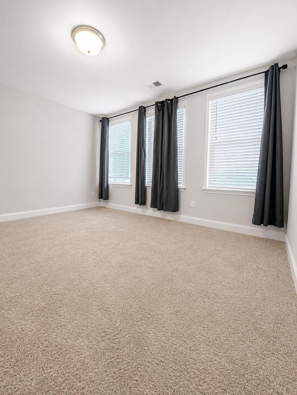820 Alma Sq Drive Photo 31
