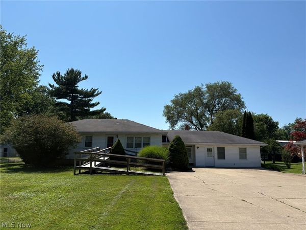 2140 Claus Road , Vermilion, OH 44089
