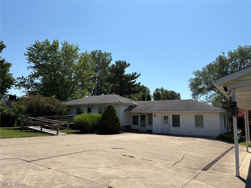 2140 Claus Road, Vermilion, OH 44089 Photo 5