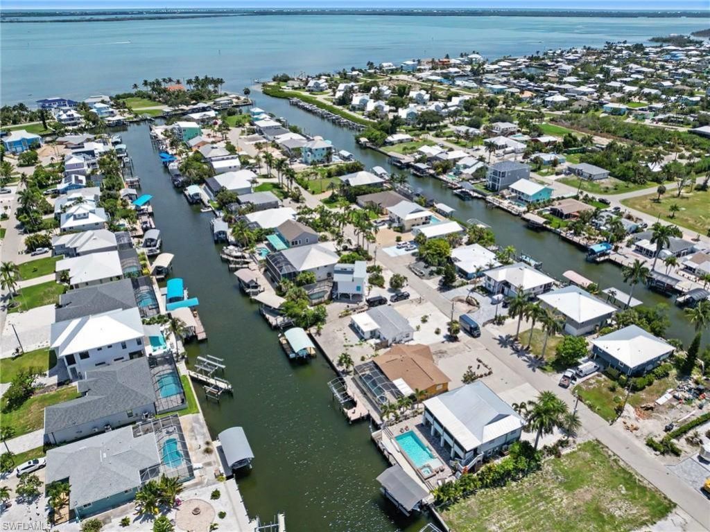 2456 Sycamore St , Saint James City, FL 33956 Photo