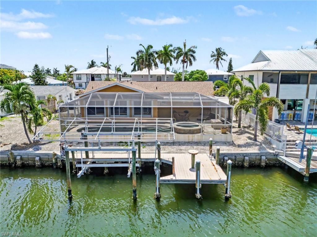 2456 Sycamore St , Saint James City, FL 33956 Photo